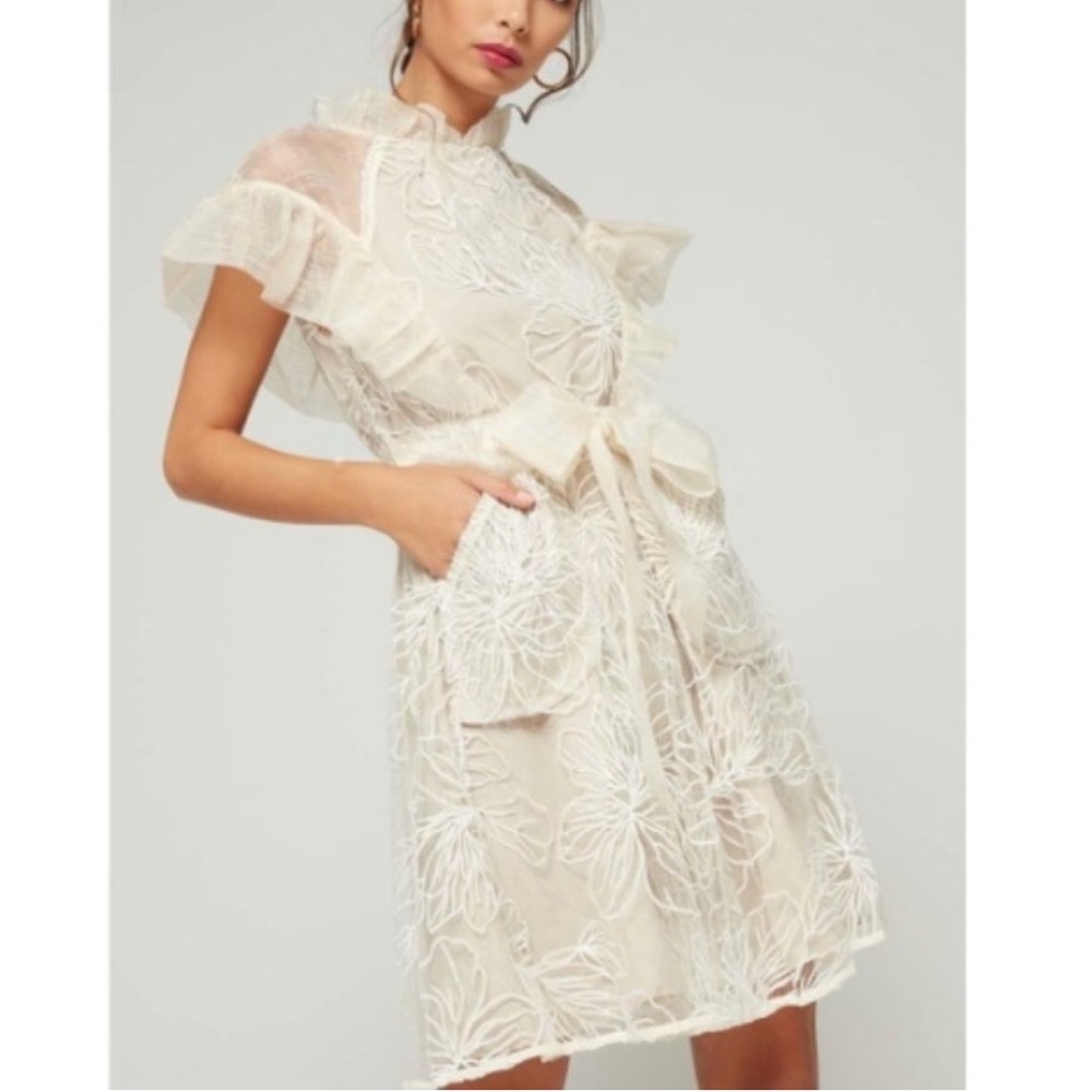 Elliatt Cream Floral Lace Dress